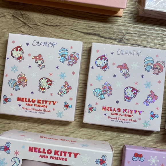 Colourpop Hello Kitty Makeup Collection + 2 Eyelash Sets - Picture 4 of 5